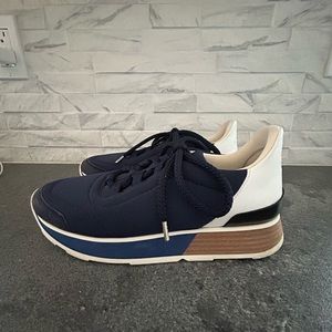 Hermès Authentic Miles Navy Sneakers!! Like new.